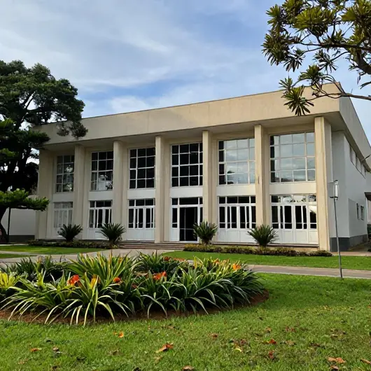 Biblioteca Municipal Professor Lourenço Filho