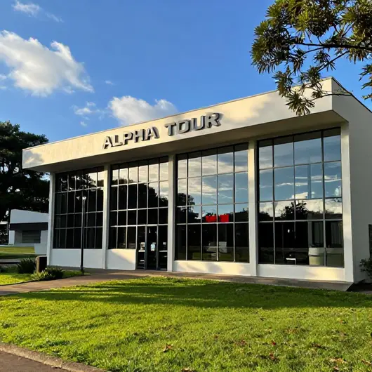 Descubra o Alpha Tour