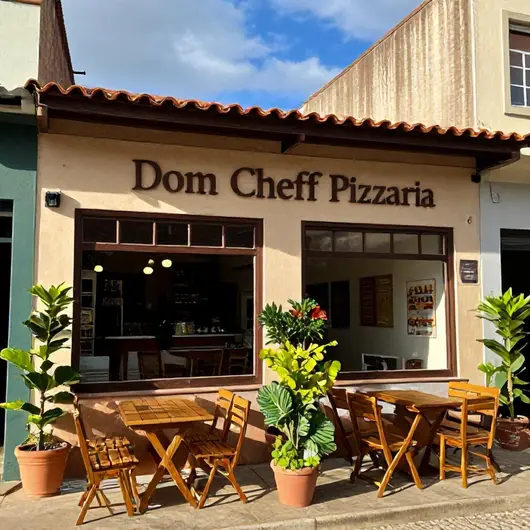 Dom Cheff Pizzaria: O Sabor da Tradição em Cada Fatia