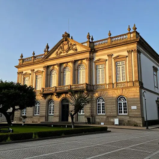 Explorando o Palácio Do Comércio